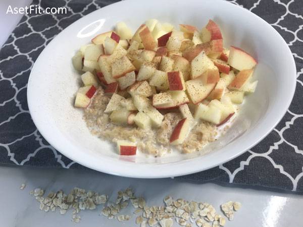 Low calorie oatmeal & apple